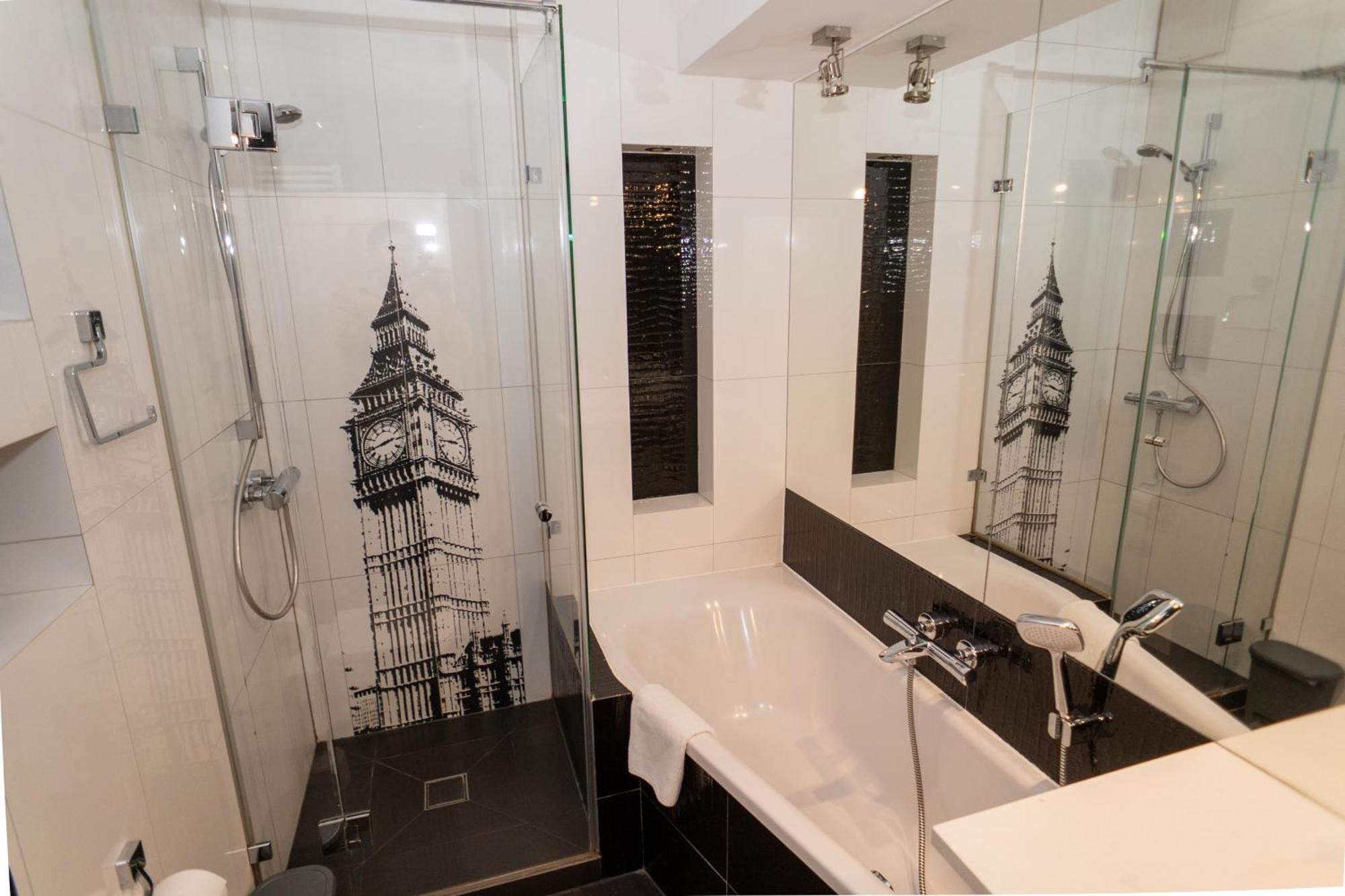 Triton Apartments วอร์ซอ ภายนอก รูปภาพ