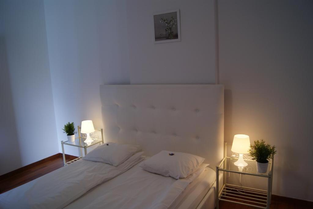 Triton Apartments วอร์ซอ ภายนอก รูปภาพ